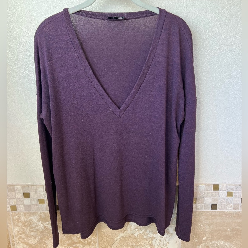 Free People purple sweater. Size small